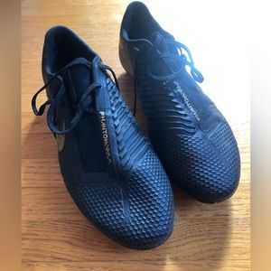 Phantom Venom Nike Soccer Cleats